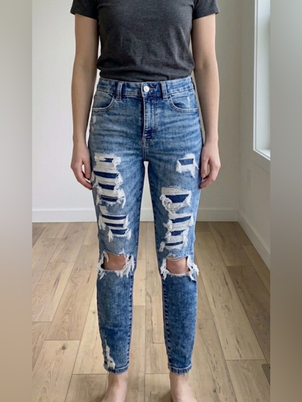 American Eagle Outfitters woman Blue Slim Straight Jeans